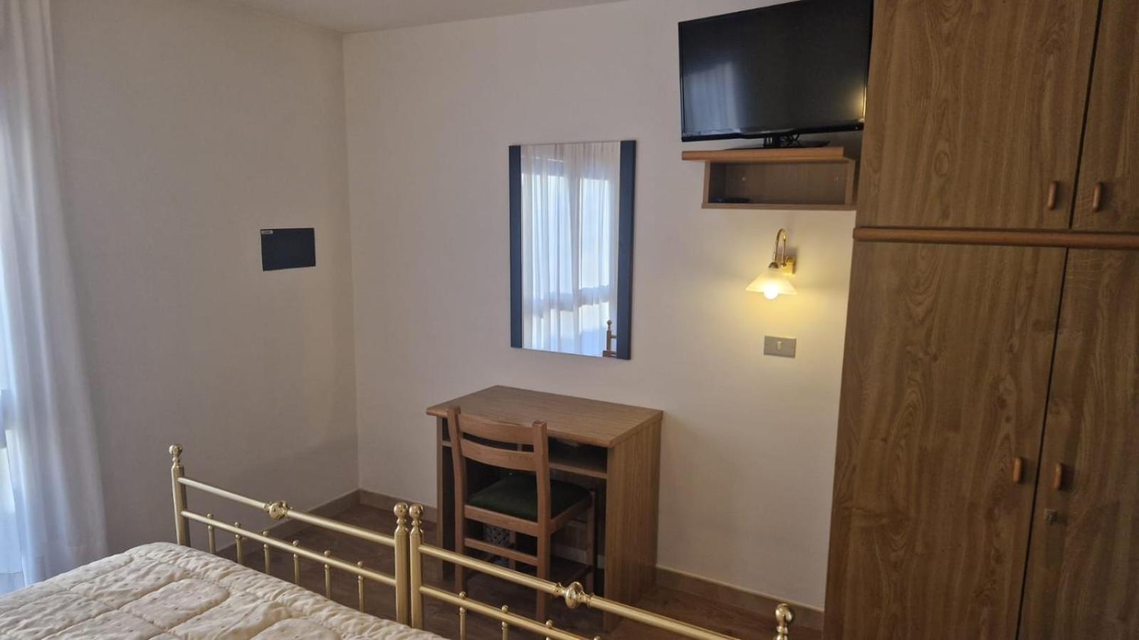 Hotel Sella Ronda Serenella Campitello di Fassa Buitenkant foto